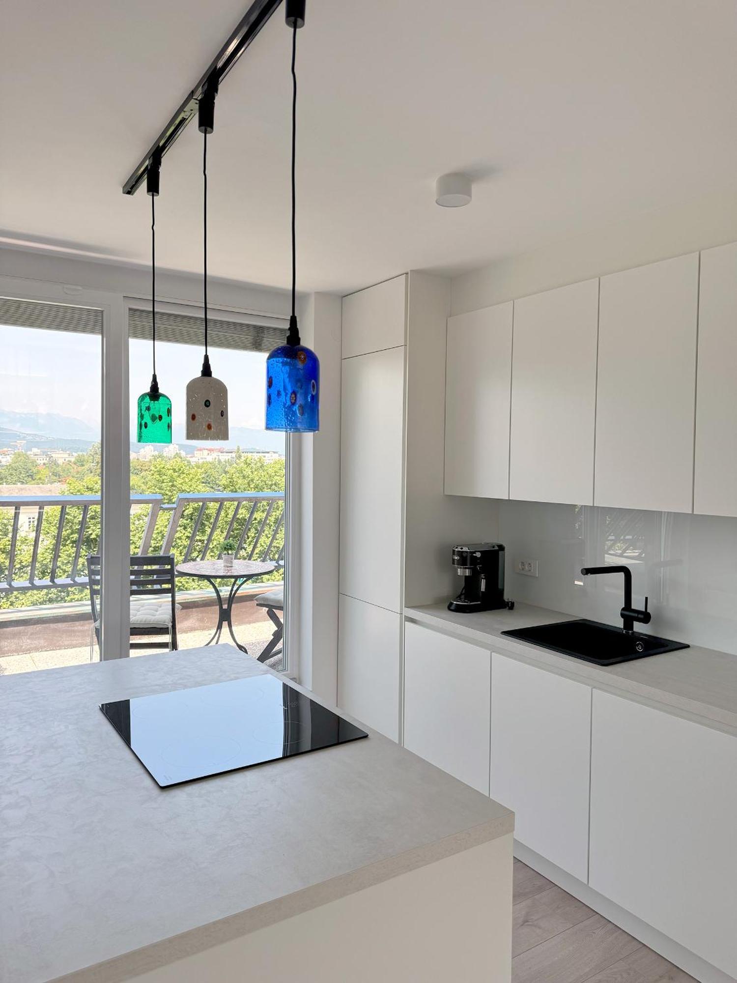 Luxe Penthouse With A Castle View Любляна Екстер'єр фото